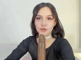 isa-molly