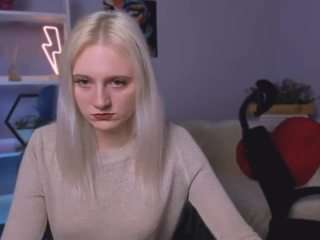 lana-winter