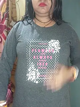 Hot_muskaan
