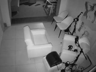 voyeurcam-jb-xfollow
