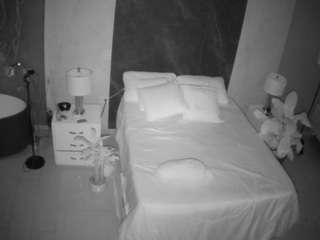 voyeurcam-casa-salsa-bedroom-6