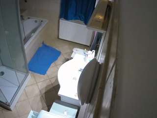 voyeurcam-julmodels-bath-2nd-2