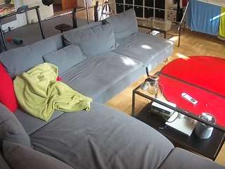 voyeurcam-julmodels-living-3