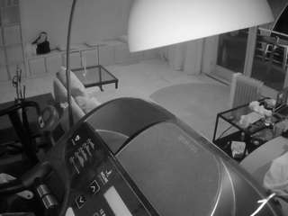 voyeurcam-julmodels-living-4